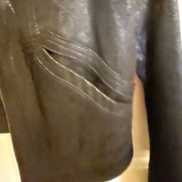 Levi’s Suede/Leather Trucker Jacket - Picture 7 of 13